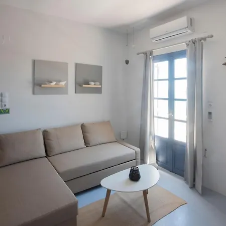 別荘 Thalassa Seafront Superb 1bd House In ナウサ
